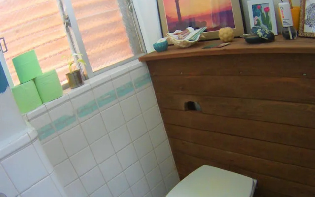 Okinawa Guest House P's House - Hostel