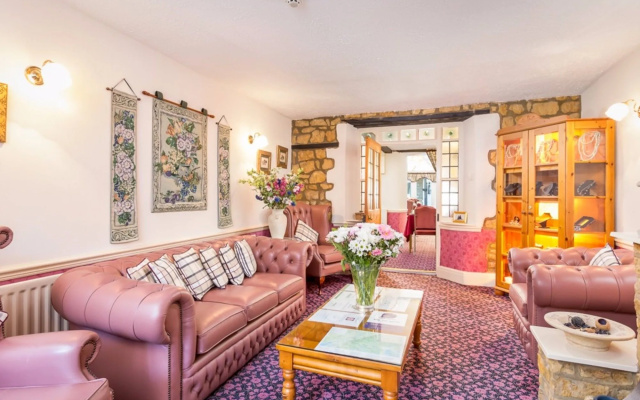 Broadlands Hotel - Adults Only