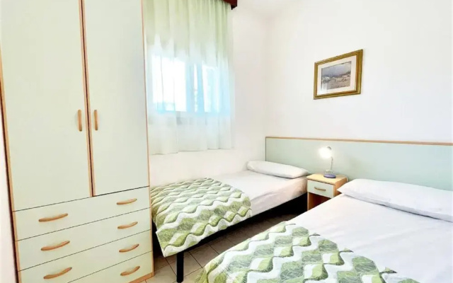 Belvilla by OYO Lovely Villa With Private Garden