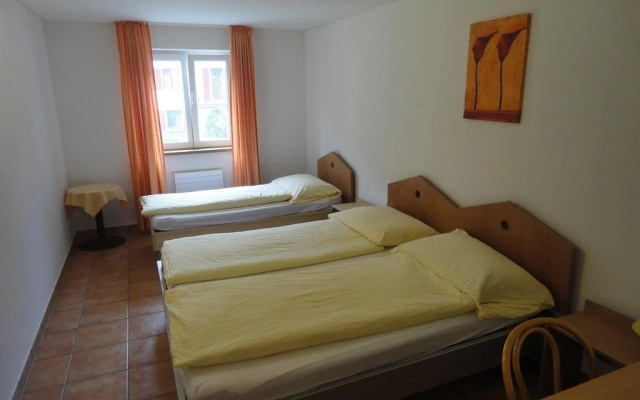 Holiday Home Leontica 1498