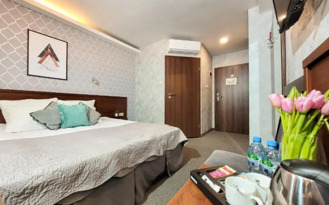 Hotel Fero Express POKOJE KLIMATYZOWANE AC