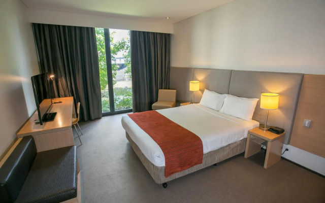 Alpha Hotel Eastern Creek