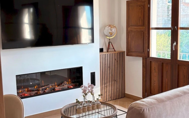 Lovely Loft With Views in Granada Mirador de Aixa
