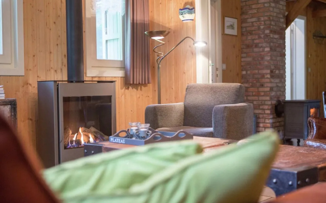 Luxurious Chalet in Oud-turnhout With Large Garden