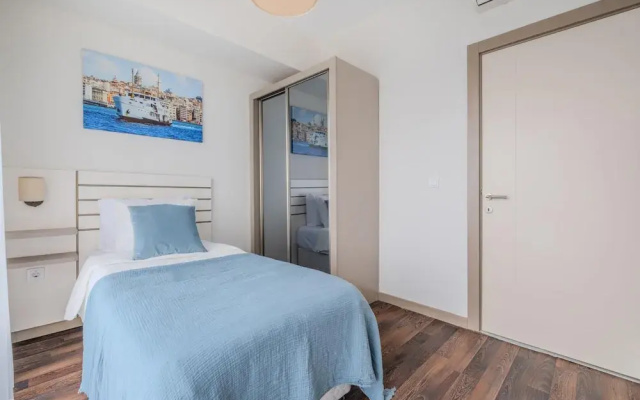Residence Near Commerce Center and Istanbul Mall