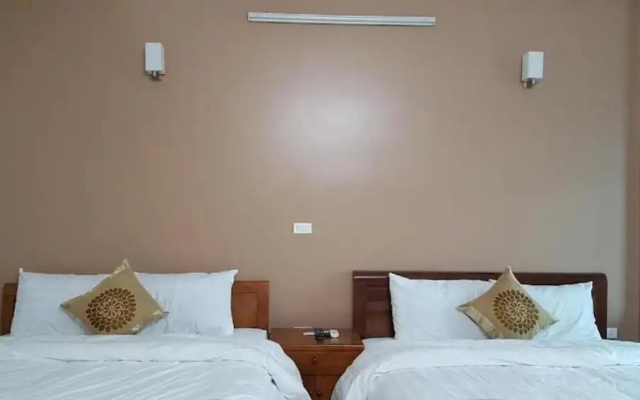 Love Hotel KDT Van Phu- by Bay Luxury