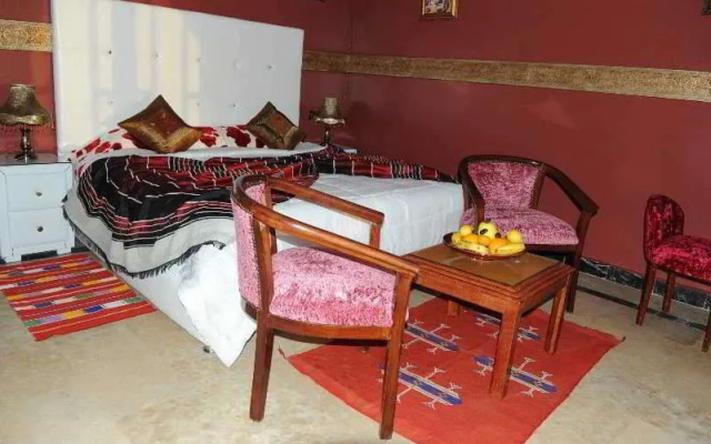 Chambres DHôtes & Palais Targa