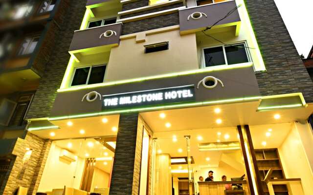 Отель The Milestone Hotel Непал, Катманду - отзывы, цены и фото номеров - забронировать отель The Milestone Hotel онлайн вид на фасад