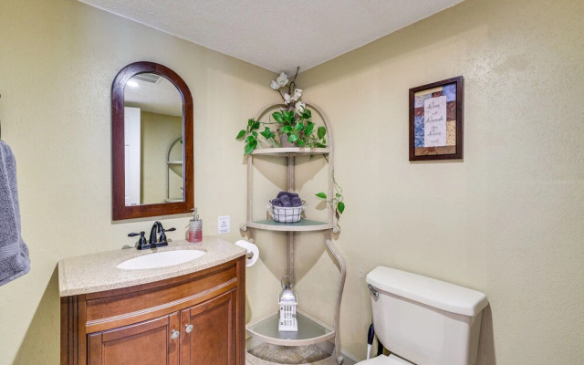Eureka Springs Rental - Walk to Downtown!