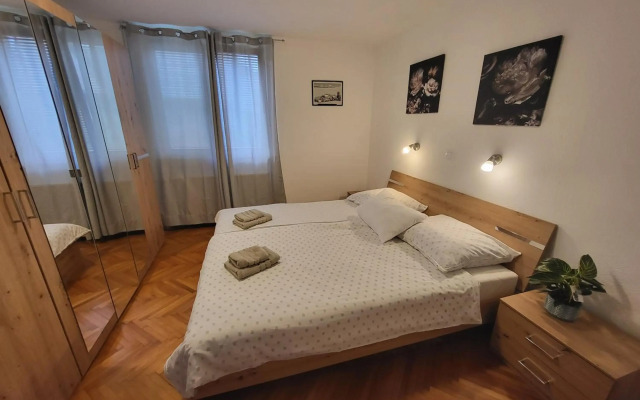 Sava river house - apartments