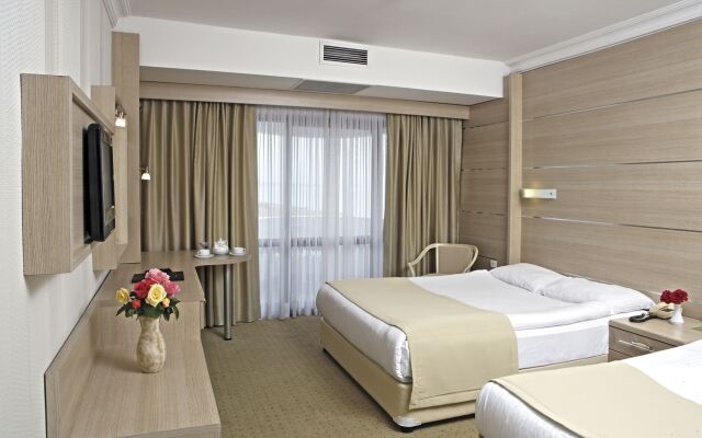 Grand Hotel Temizel комната для гостей