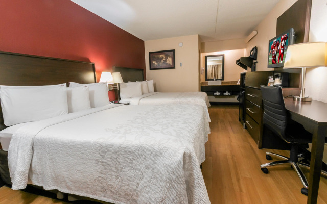 Red Roof Inn PLUS+ Statesville
