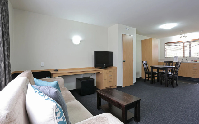 Homestead Villa Motel