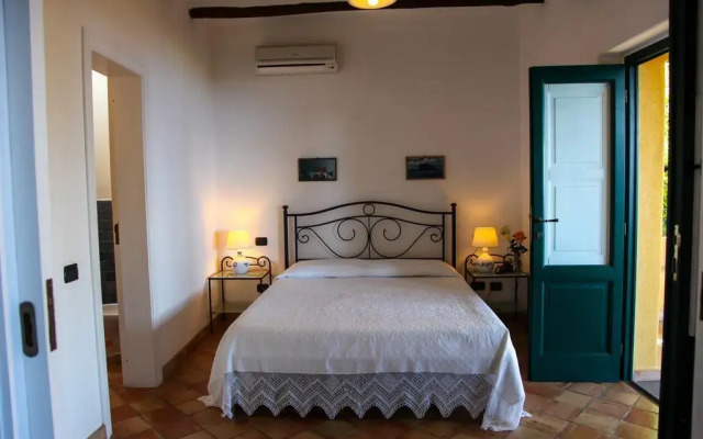Hotel Ravesi