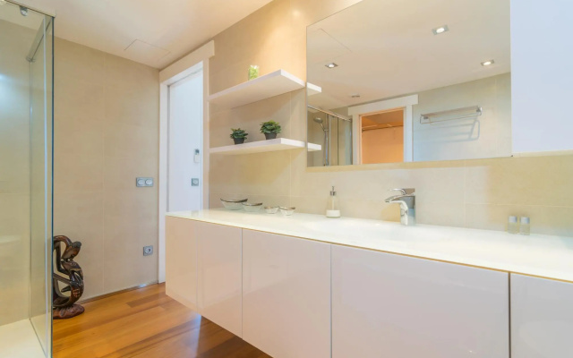 LLEVANT  - Apartment with sea views in Portocolom. Free WiFi