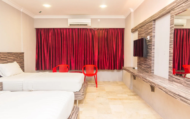 OYO 1896 Kita Hotel