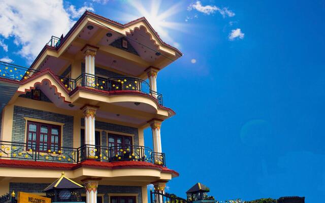Отель Aroma Tourist Hostel Непал, Покхара - отзывы, цены и фото номеров - забронировать отель Aroma Tourist Hostel онлайн вид на фасад