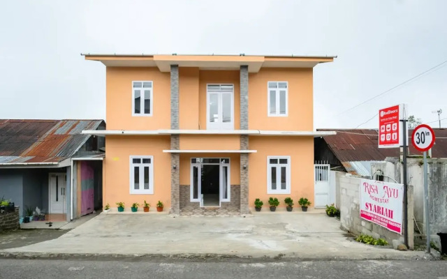 RedDoorz Syariah near Jalan Dieng 6