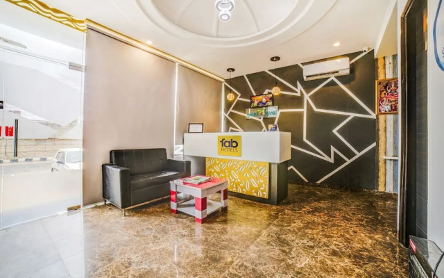 FabHotel Purple Regency Zirakpur