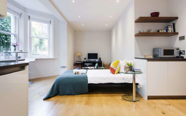 Bright Earls Court Square Apartment - WSN