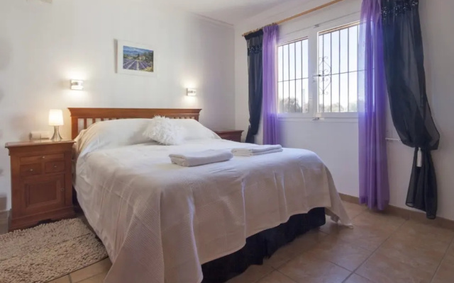 Villa - 3 Bedrooms with Pool and WiFi - 105021