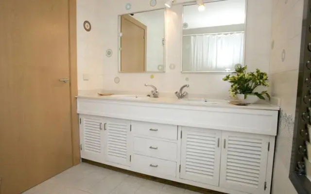 Ancora Penthouse