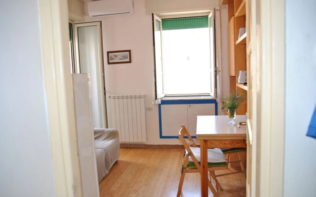 Puppy Home Two-room Apartment 100 Meters From the Beach