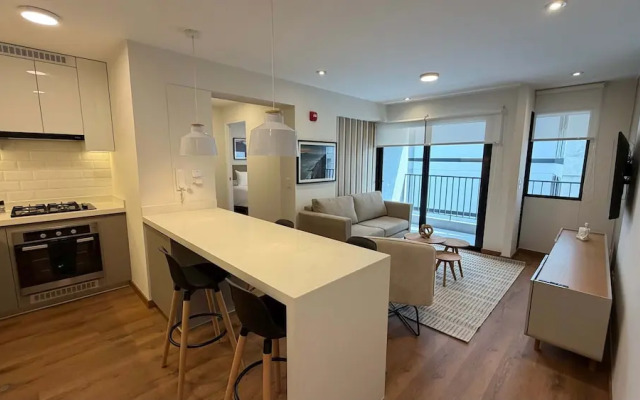w Amazing and Cozy 2BR w Balcony in Miraflores