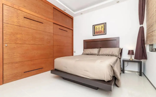 MENESSE Quinta Mar