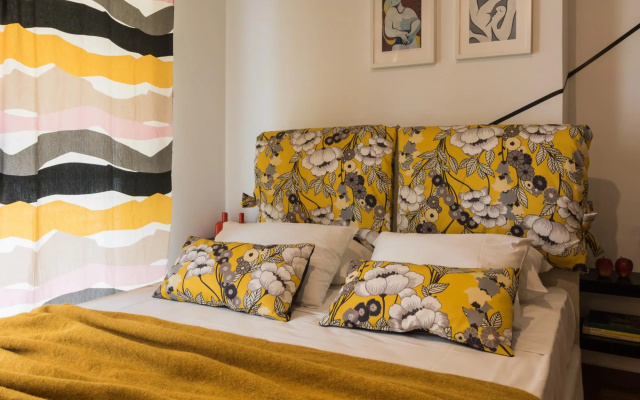 Athenian Stylish 2 bdrm Apartment