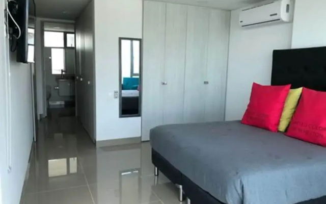 Apartamento de Lujo Frente al Mar