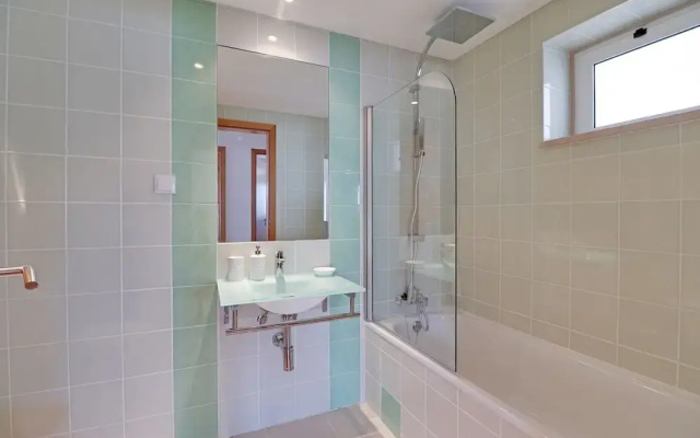 Tavira Formosa BAY 1 by Homing