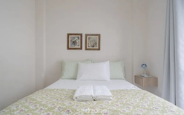 3BR Beachfront apt w/ BBQ Rsl0502