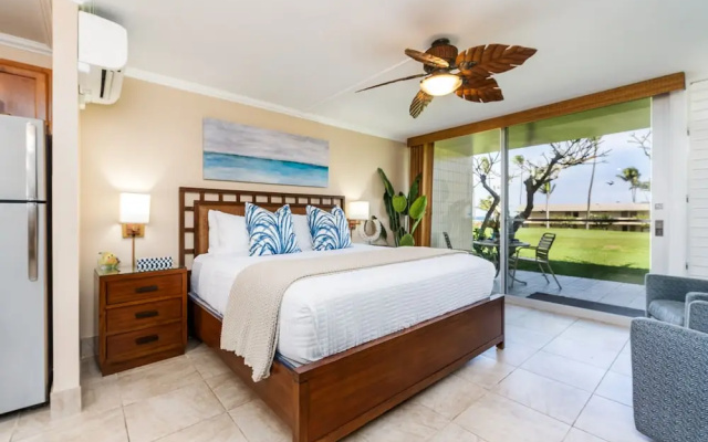Napili Shores G157 Studio Bedroom Condo by RedAwning