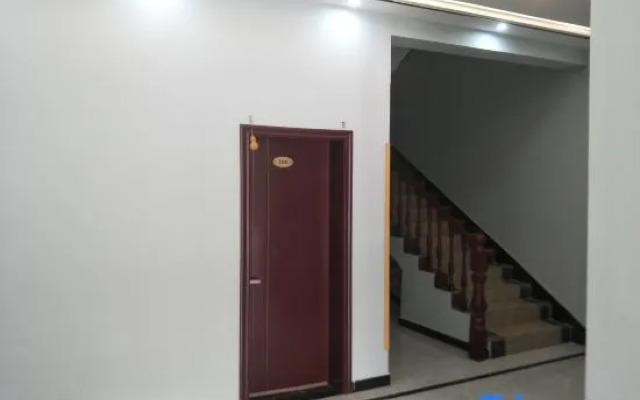 Huayin Dongyuan Hotel