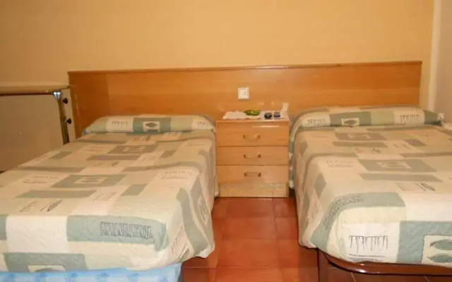 Hostal Sant Jordi de Roda
