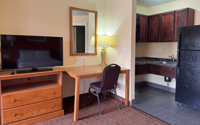Travelodge by Wyndham Lubbock
