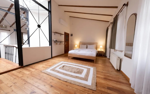 Penthouse in the Heart of Pera
