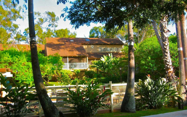 Molokai Vacation Properties – Paniolo Hale