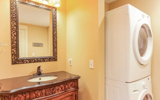 Nightingale - Two Bedroom Apartment, Sleeps 4