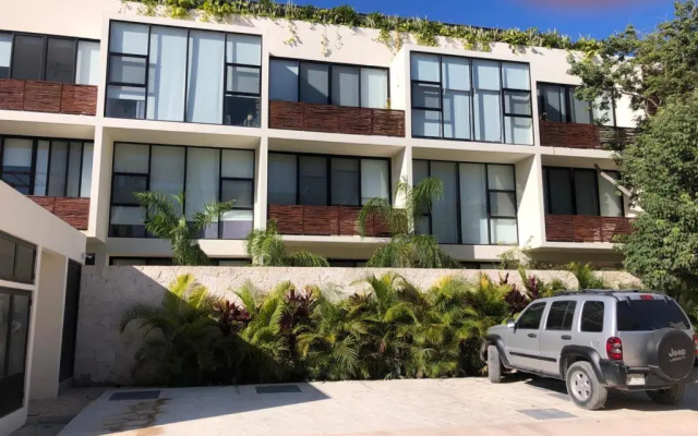 Beautiful Apartment Equipped/Jacuzzi/WIFI/Pool AC
