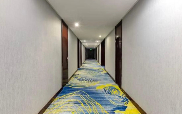 Zhenyu Hotel