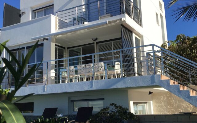 Отель Villa Benidorm вид на фасад