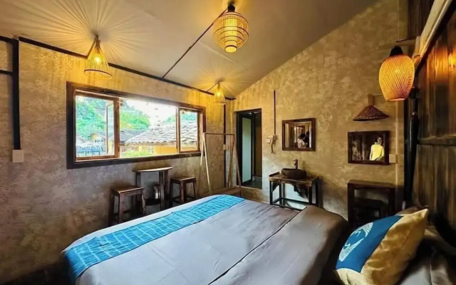 Khói Homestay and Restaurant