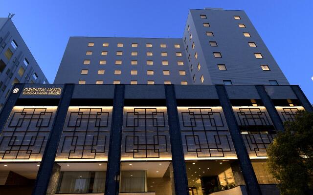 Oriental Hotel Fukuoka Hakata Station вид на фасад
