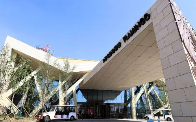 Flamingo Harbour Hotel