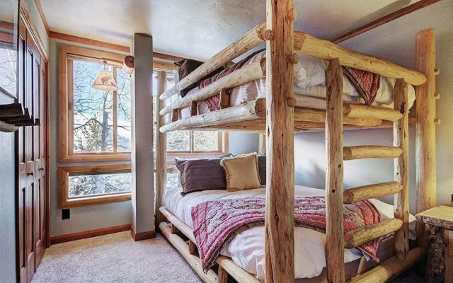 Ski Hill 27 by RedAwning