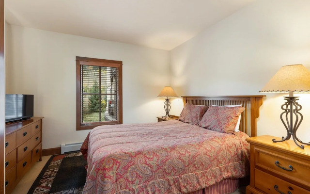 201 Oro Grande 2 Bedroom Condo by RedAwning