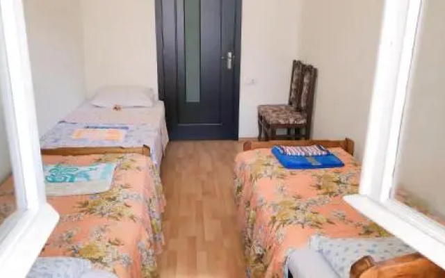 Home-10