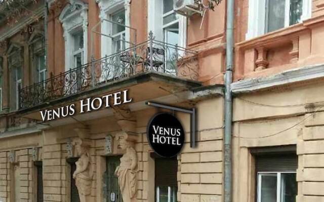 Venus Hotel вид на фасад